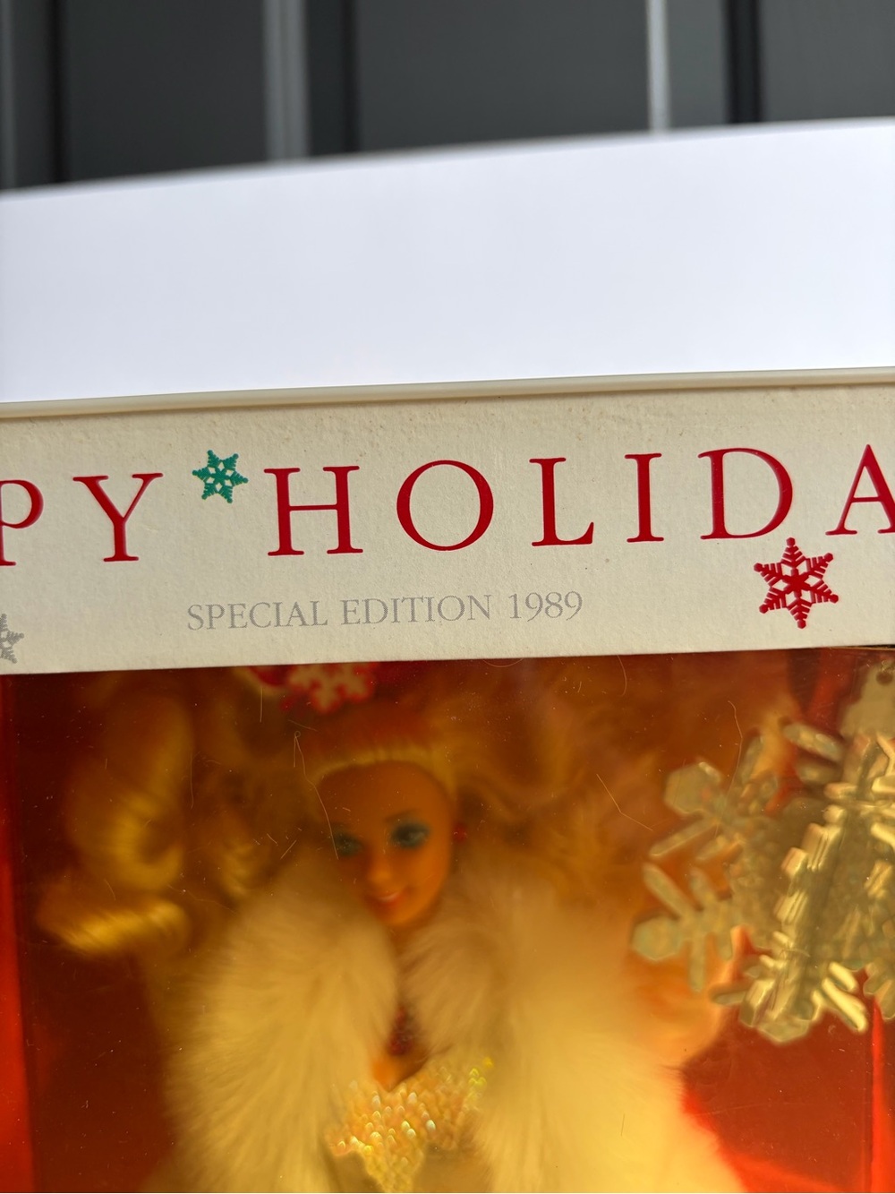 Vintage 1989 Holiday Barbie, unopened in box. - Picture 3 of 4